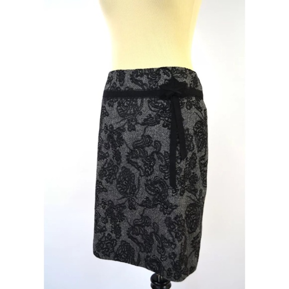 Ann Taylor black tweed pencil SKIRT Petite floral - Picture 3 of 7